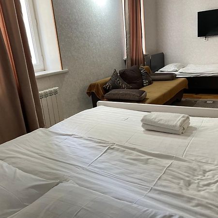 Fiveseasons Vandrehjem Almaty Eksteriør billede